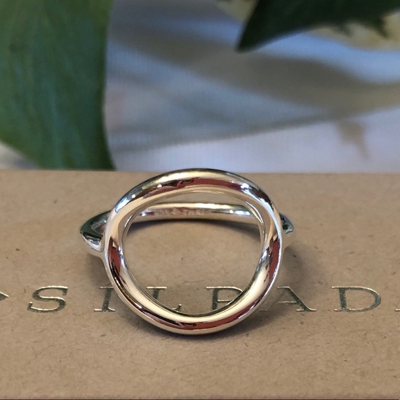 Silpada “Karma” Circle Sterling Silver Ring SZ 9 - Picture 2 of 8